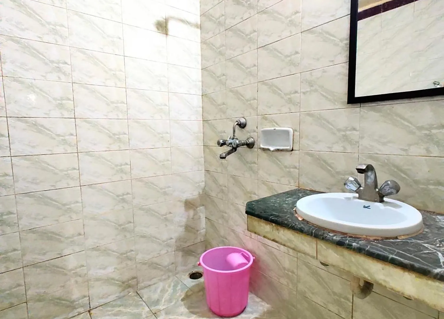 Hotel Shanti Near Manikarnika Ghat Waranasi Kwatera prywatna