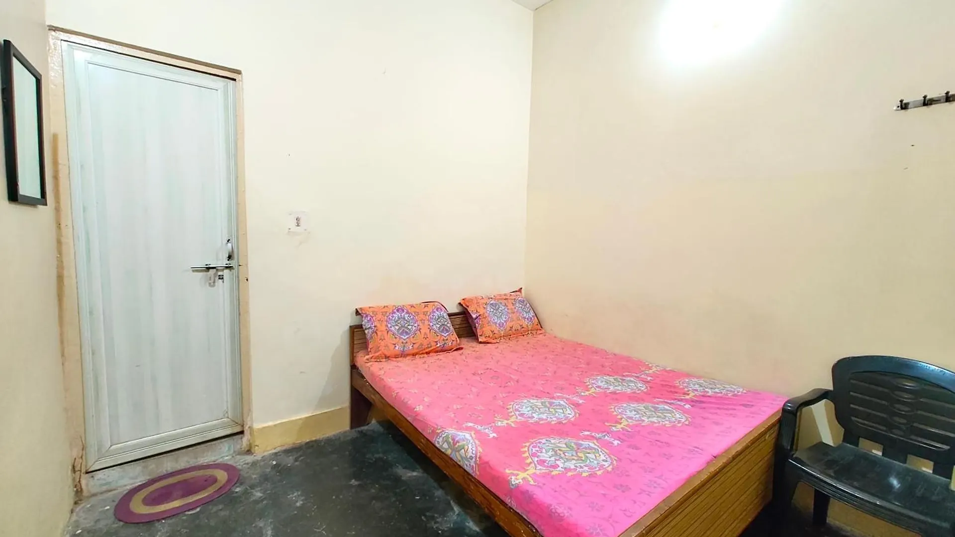 Hotel Shanti Near Manikarnika Ghat Varanasi